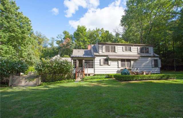 500 Mt Holly Road Gallery 3