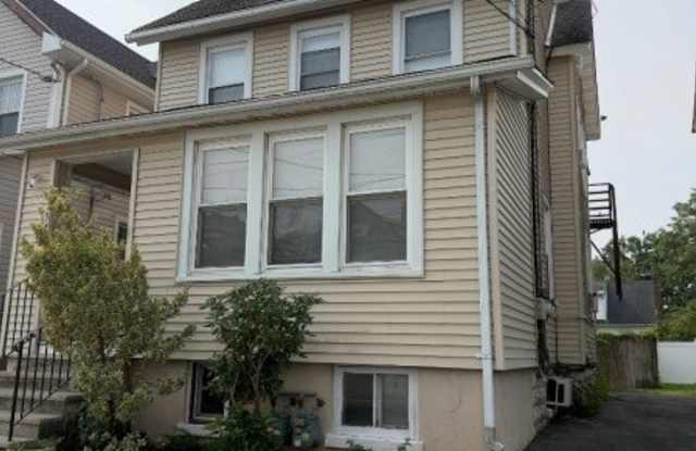 545 Newark Ave Gallery 2