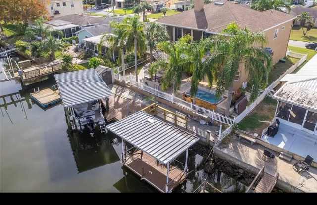 VACATION AT HOME 3 Bedroom Single Family Home on canal photos photos