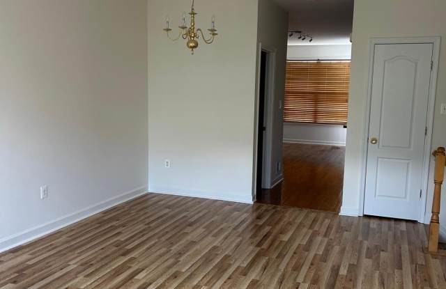 42540 MAGELLAN Gallery 2