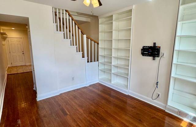 Charming 2-Bedroom Home in Fishtown/Olde Richmond – Steps from Frankford Ave! photos photos