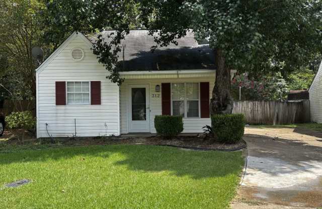 *****MOVE IN SPECIAL! 1/2 OFF 1ST MONTHS RENT*****312 N Grove Circle Brandon, MS photos photos
