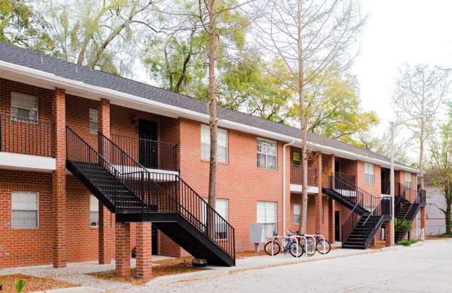 Ansley Terrace Gallery 1
