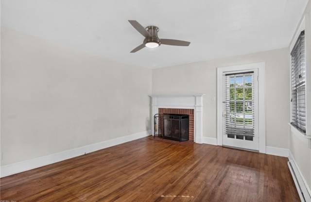 904 Delaware Avenue Gallery 2