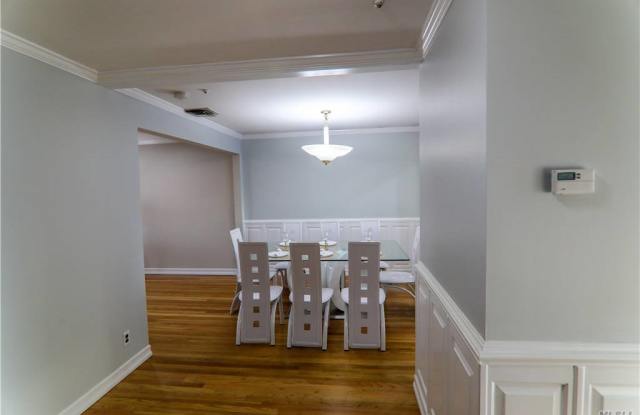 120 Seaman Road Gallery 4