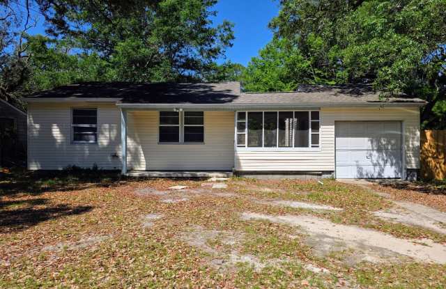 Updated 2BR/1BA Home with a fenced back yard photos photos