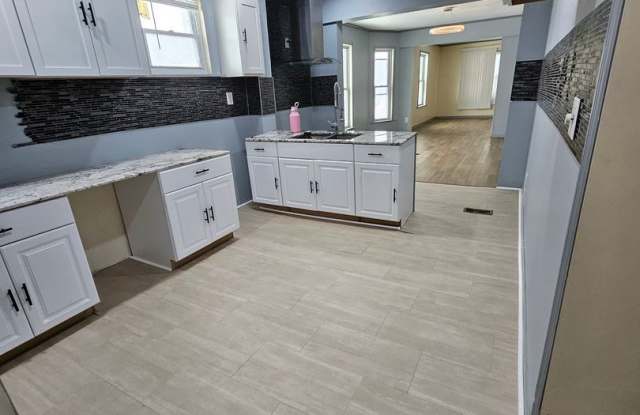 Lower 3 bedroom east side photos photos