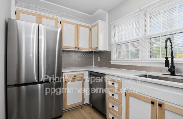 4601 Coronado Drive Apt B Gallery 3