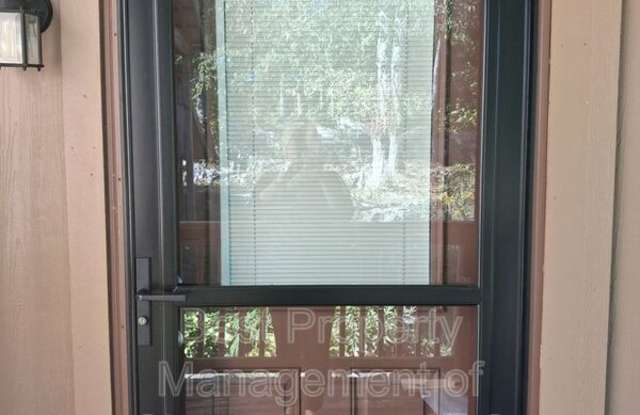 8795 Damron Place Gallery 3