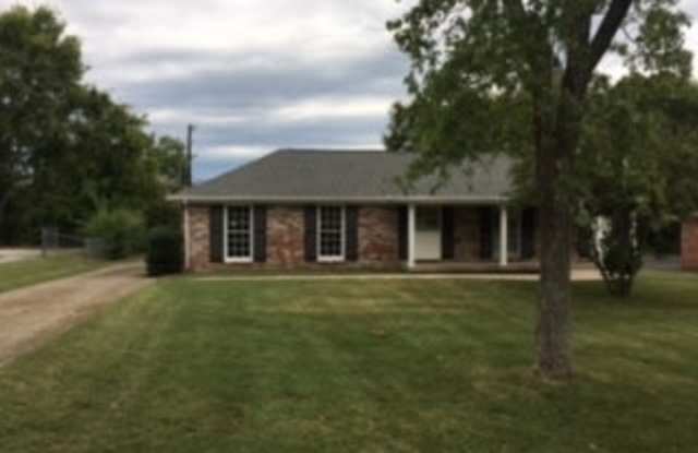 FANTASTIC 3 bed/1.5 bath House in West Meade photos photos