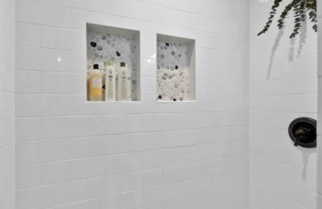 33086 Southwind Court Gallery 3