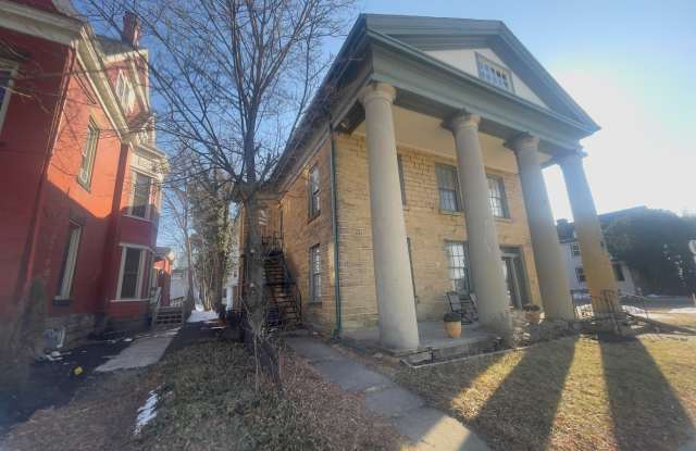 166 Hudson Avenue unit: 8 photos photos