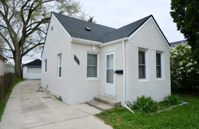 11032 Continental Avenue photos photos