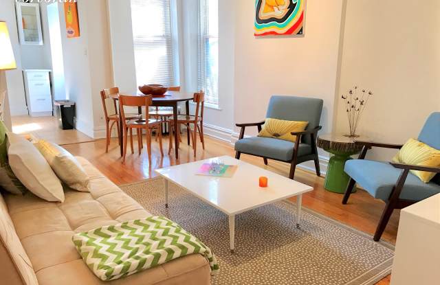 29 Willow Street Gallery 2