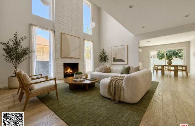 330 Parkman Ave Gallery 1