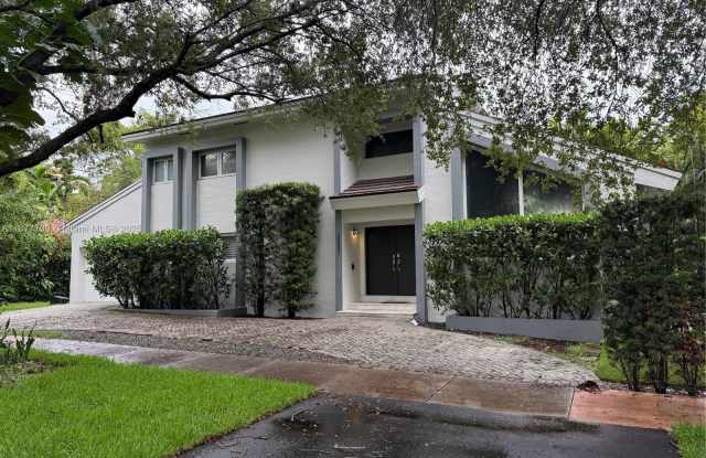 3231 Salzedo St photos photos