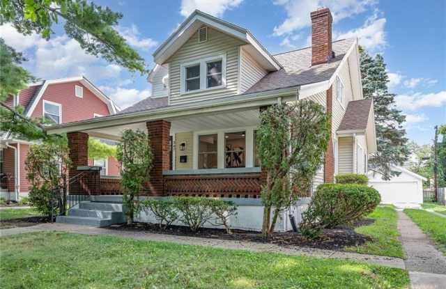 347 Hadley Avenue photos photos