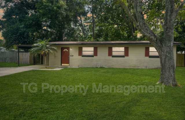 2154 BoPeep Dr W photos photos