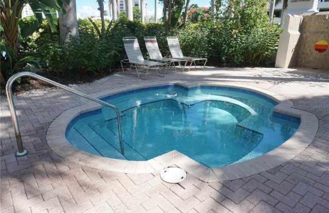 6093 BAHIA DEL MAR Circle Gallery 4