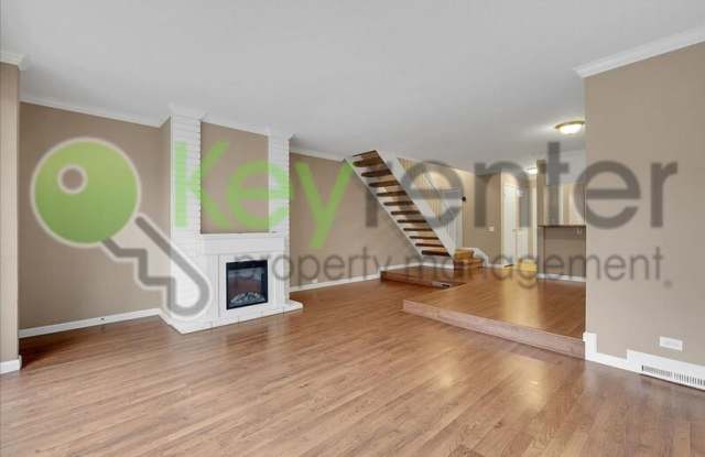 2254 Woodside Lane photos photos