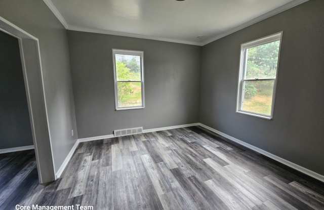 Spacious 5 bedroom house for rent! Gallery 2
