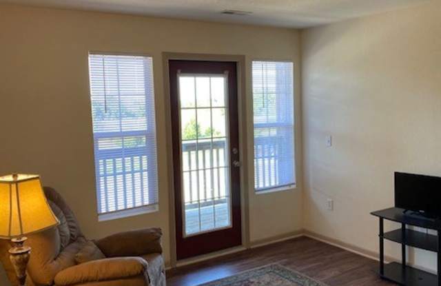Renovated Apartment Gallery 3