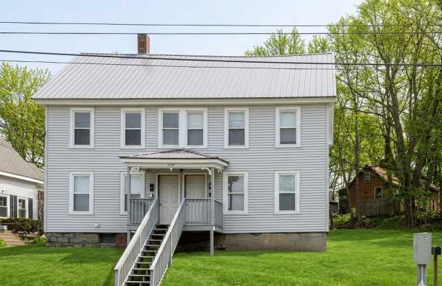 524 Water Street - 4 photos photos