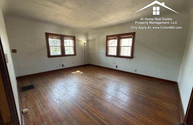 213 East 6th Street Fulton, MO 65251 Gallery 3