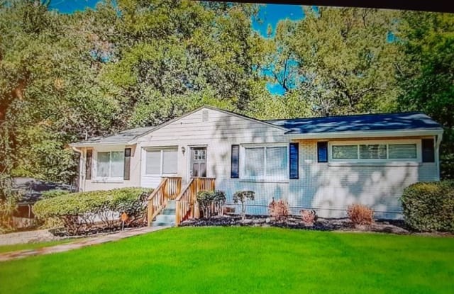 3490 Pinehill Dr - 3490 Pinehill Drive, Belvedere Park, GA 30032