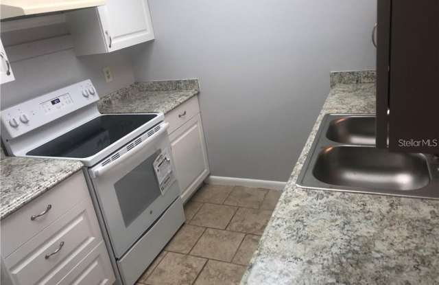 5535 PENTAIL CIRCLE Gallery 3