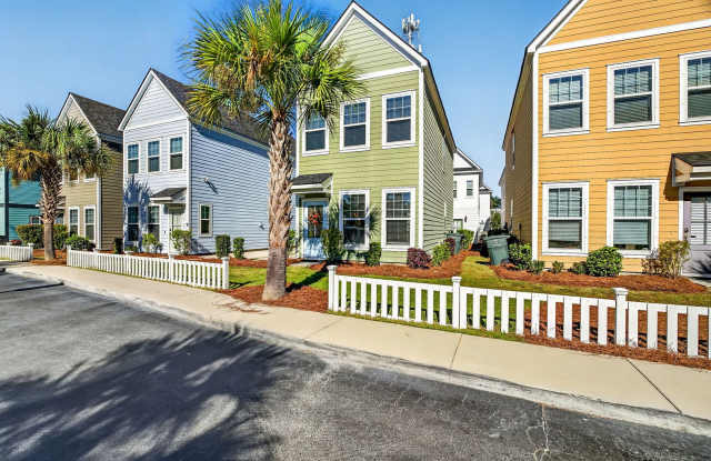 Easy, Everyday Living in Hanahan Gallery 1