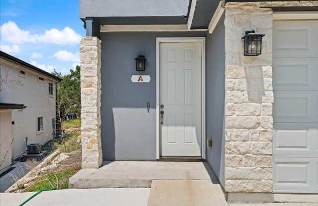 5800 Club House Drive A Gallery 4