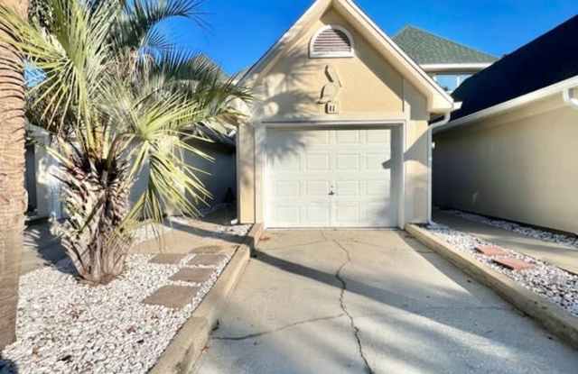 235 Pelican Place - 235 Pelican Place, Destin, FL 32541