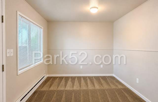 1 Bed 1 Bath Tacoma Apartment with On-Site Laundry and Parking Gallery 4