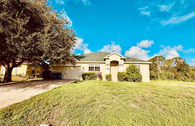 3 Bed 2 Bath Home in Port Malabar Gallery 1