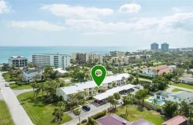 4019 Silver Palm Drive unit: 8 photos photos