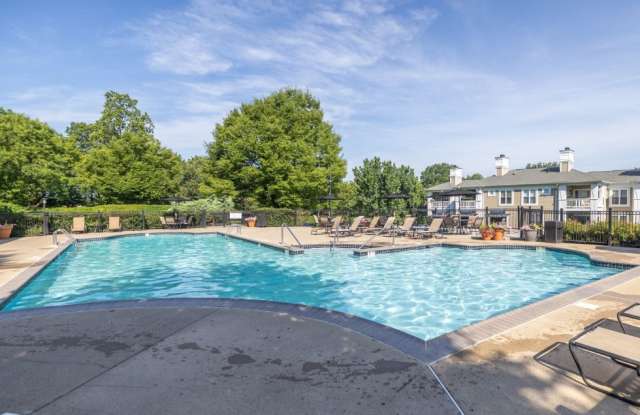 Stonington Farm Apartments Gallery 4