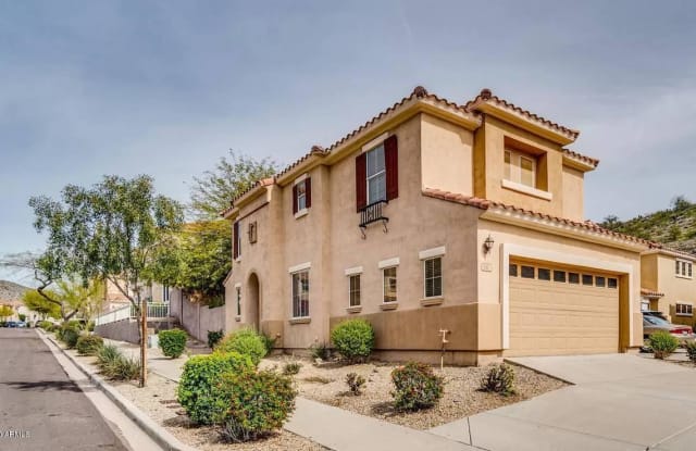 501 W Mountain Sage Drive - 501 West Mountain Sage Drive, Phoenix, AZ 85045