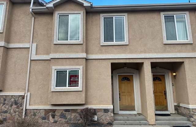 Beautiful 3/3/2 West Side Townhome with Views Available Now!!! photos photos