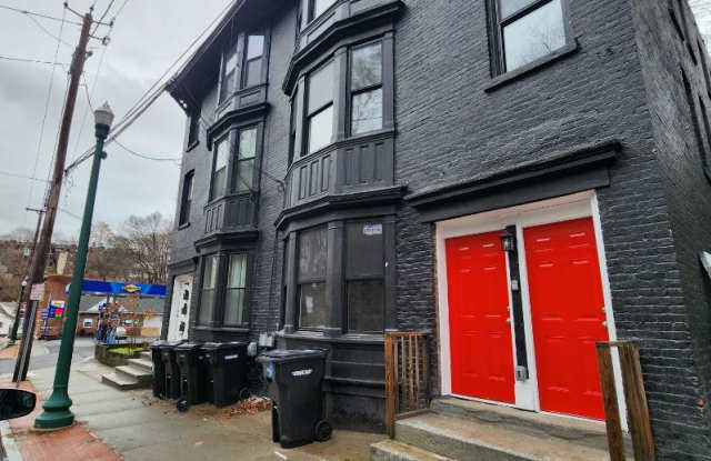 297 Congress Street Fl 3 - 297 Congress Street, Troy, NY 12180