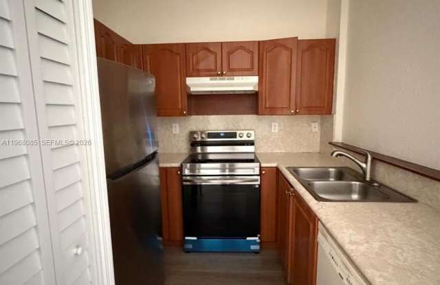 7100 NW 177th St photos photos