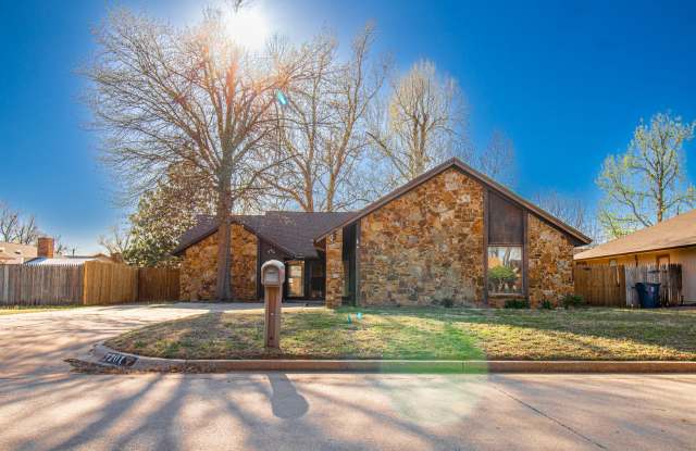 3 Bed 1.5 Bath in Carl Albert School District photos photos