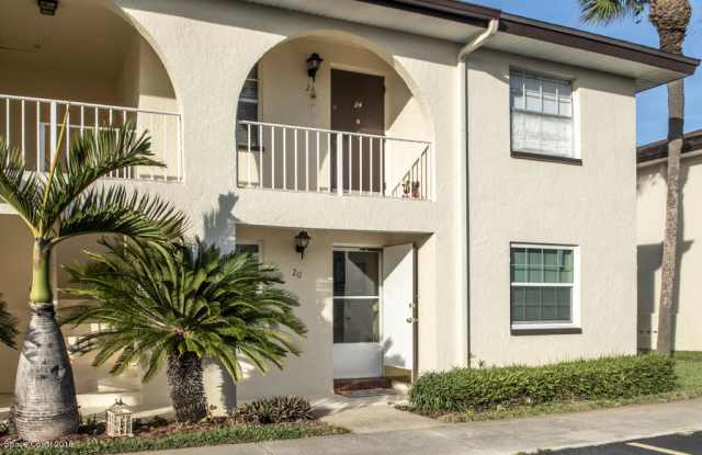 1057 Small Court Gallery 2