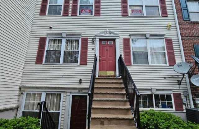 157 W Market St photos photos