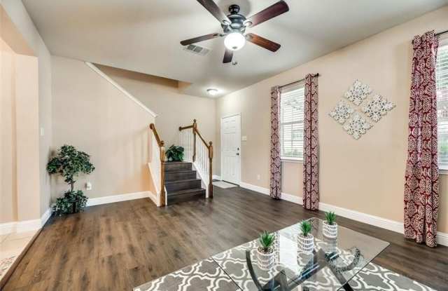 4036 Kyndra Circle Gallery 4