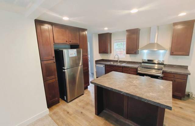 824 S 1st St photos photos 824 S 1st St photos photos