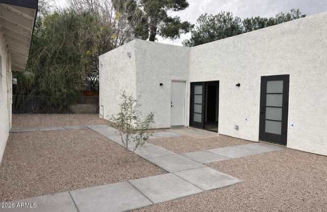 1324 E HALL Street Gallery 2