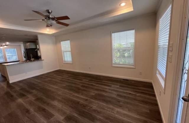 10 Coachlight Ct, #63 photos photos