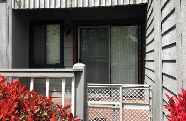 Spacious Jackson Townhome - 207 New York Ranch Road, Jackson, CA 95642