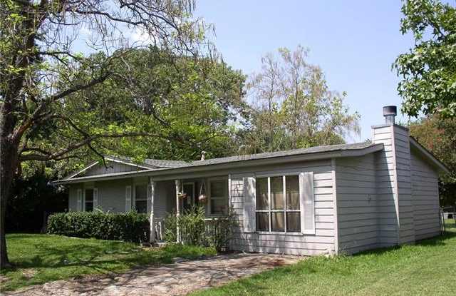 731 High School Drive - 731 High School Drive, Seagoville, TX 75159